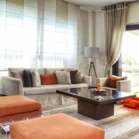 Dreamview Luxury 4br Villa