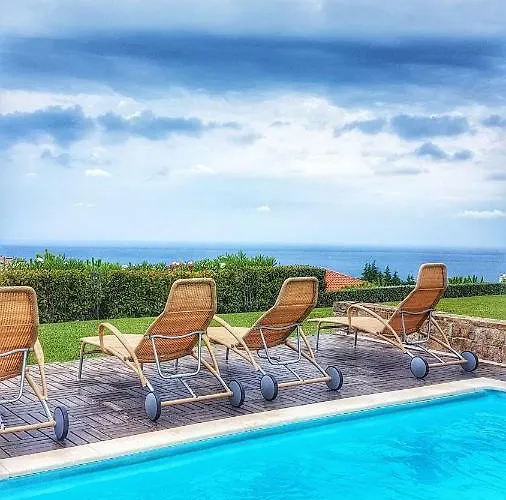 Dreamview Luxury 4br Willa Siviri